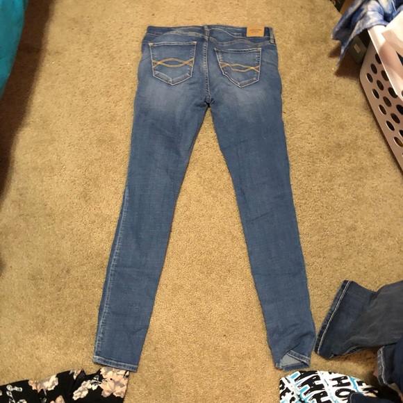 Abercrombie Jeans - Picture 2 of 4